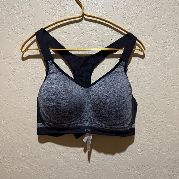 Victoria Secret VSX Sport Sports Bra 38 D Pullover heathered gray criss cross - Picture 1 of 7